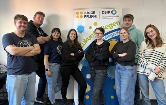 Die Lenkungsgruppe Junge Pflege erwartet euch im Oktober zum Forum Junge Pflege in Berlin.