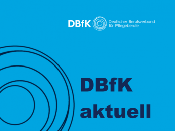 DBfK-aktuell-Cover-hellblau