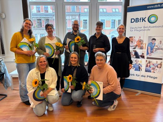 Neue verantwortlich leitende Pflegefachpersonen ausgebildet